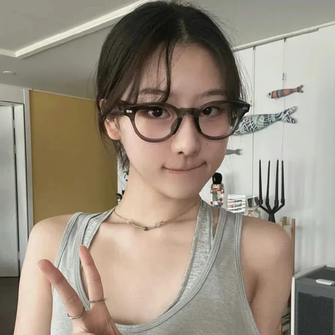 小心身后
